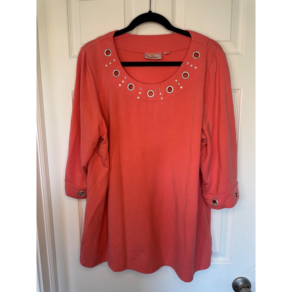 Quacker Factory Coral Pink Rhinestone Grommet Tunic Top 3/4 Sleeve 1X